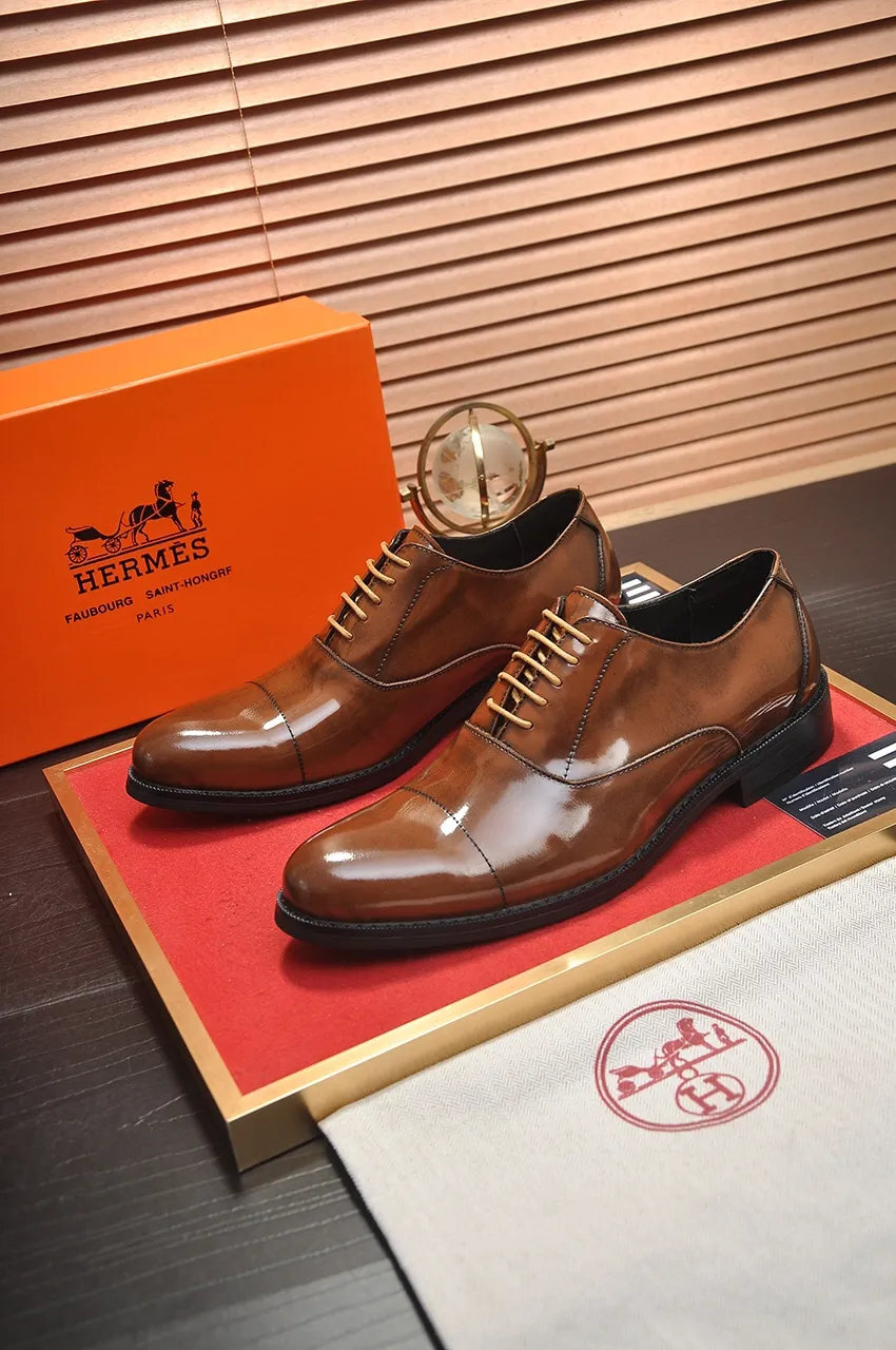 Men's shoes💰460💶[HERMES] (sheepskin lining)🍀Italian top luxury🍀He does not pursue novel styles and gorgeous colors, but attracts the favor of successful men with his flawless, elegant and classic style! This very, very comfortable, simple and stable style makes it easy to match any style! The pattern is absolutely 1:1 refined from the original case, and we strive for excellence in materials, imported cowhide + sheepskin lining💪💪💪extraordinary texture👍! .Black Brown Size: 38-45 (45 customized)